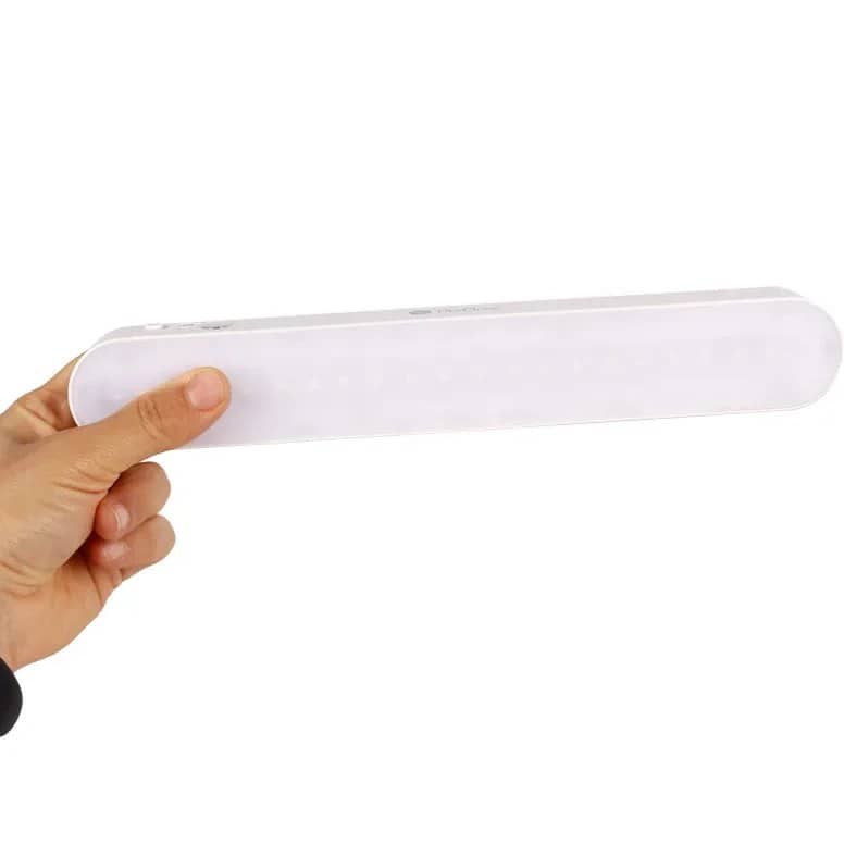 لامپ اضطراری شارژی LED